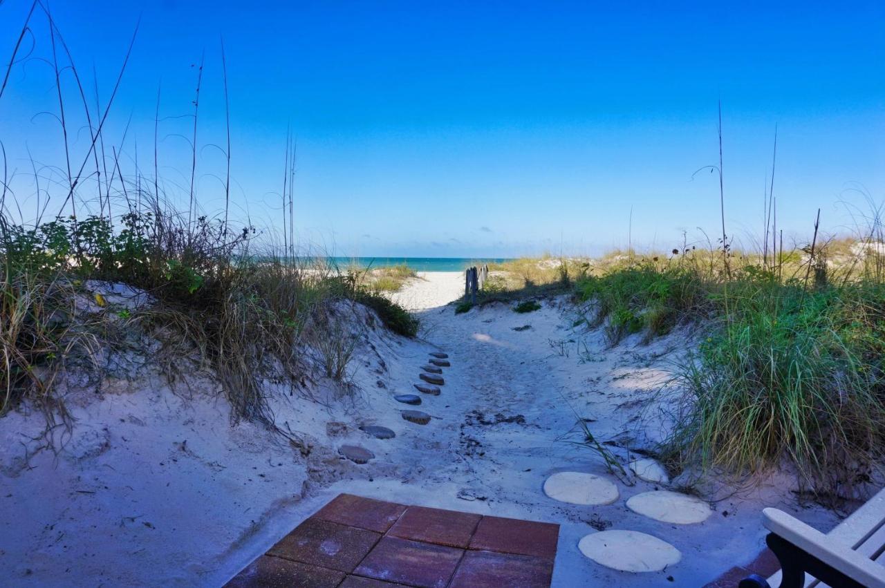 Vistas On The Gulf By Travel Resort Services St. Pete Beach Exterior photo